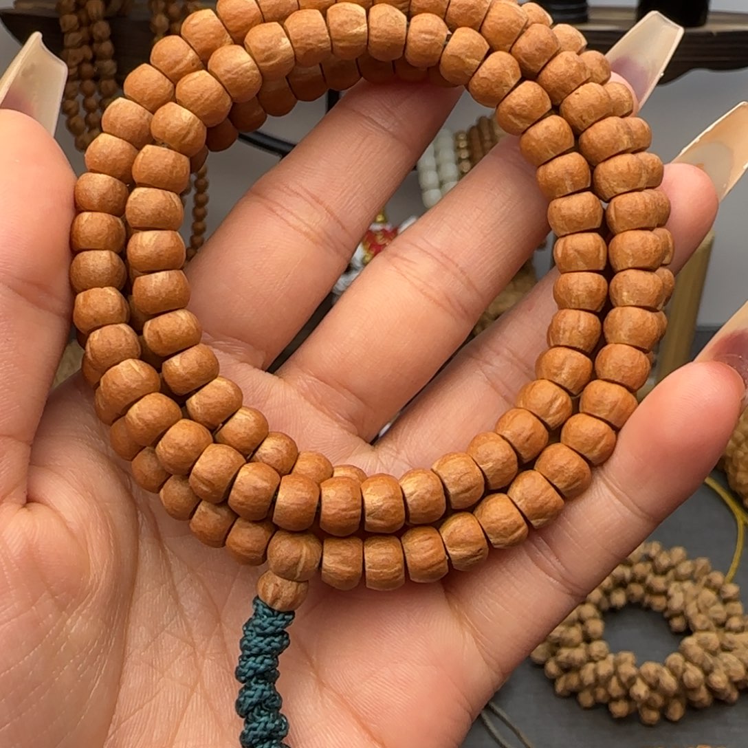 G***e手串/手链柏木金豆