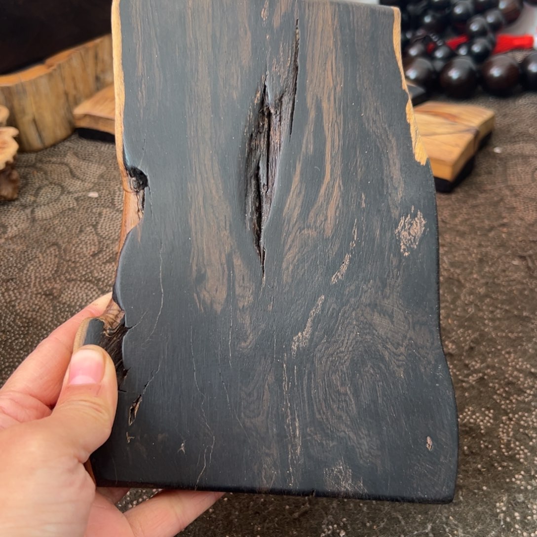 陶***生木紫光檀原皮随形风化风裂木料