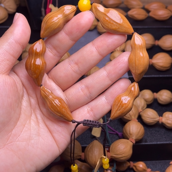 手串橄榄核落地生花