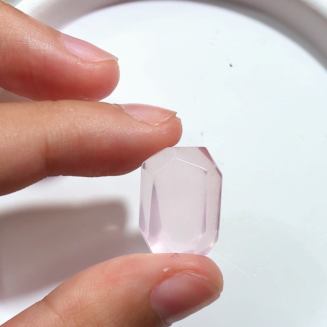 水晶珠宝半成品未镶嵌粉水