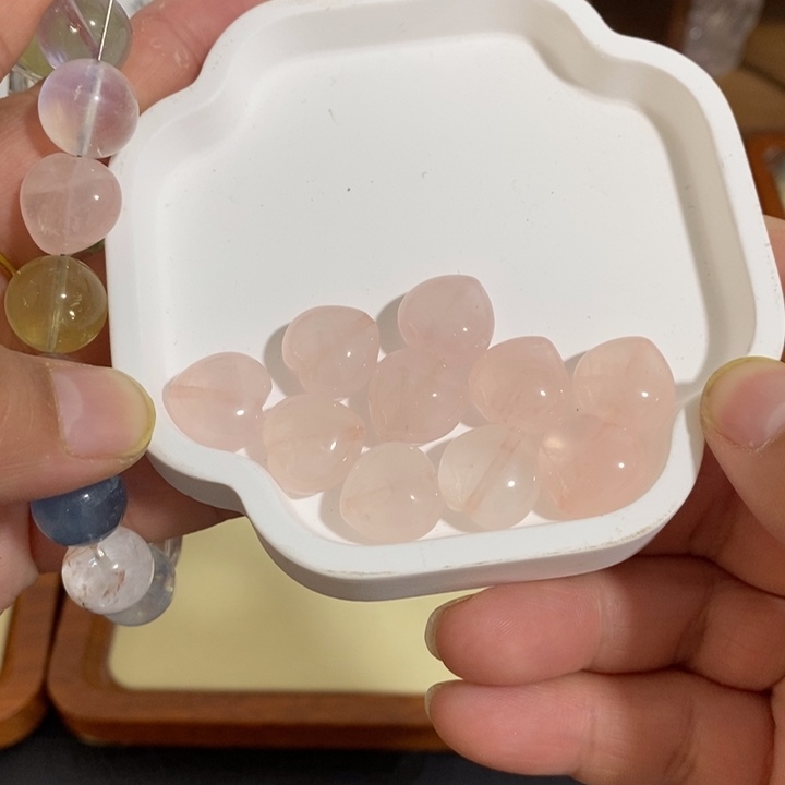 粉水晶爱心12左右未镶嵌水晶