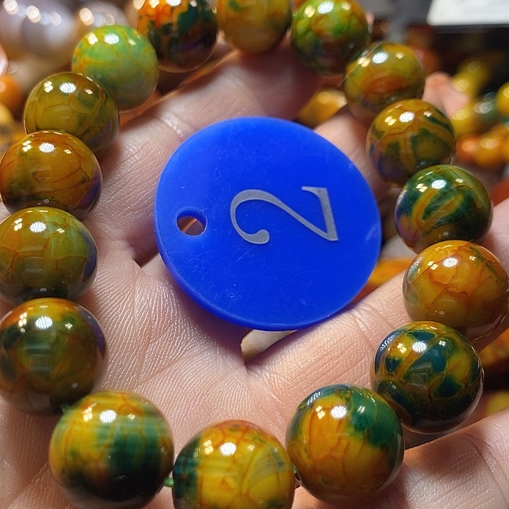 王***咔玛瑙/玉髓未镶嵌手链