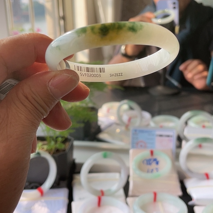 未镶嵌手镯翡翠成品