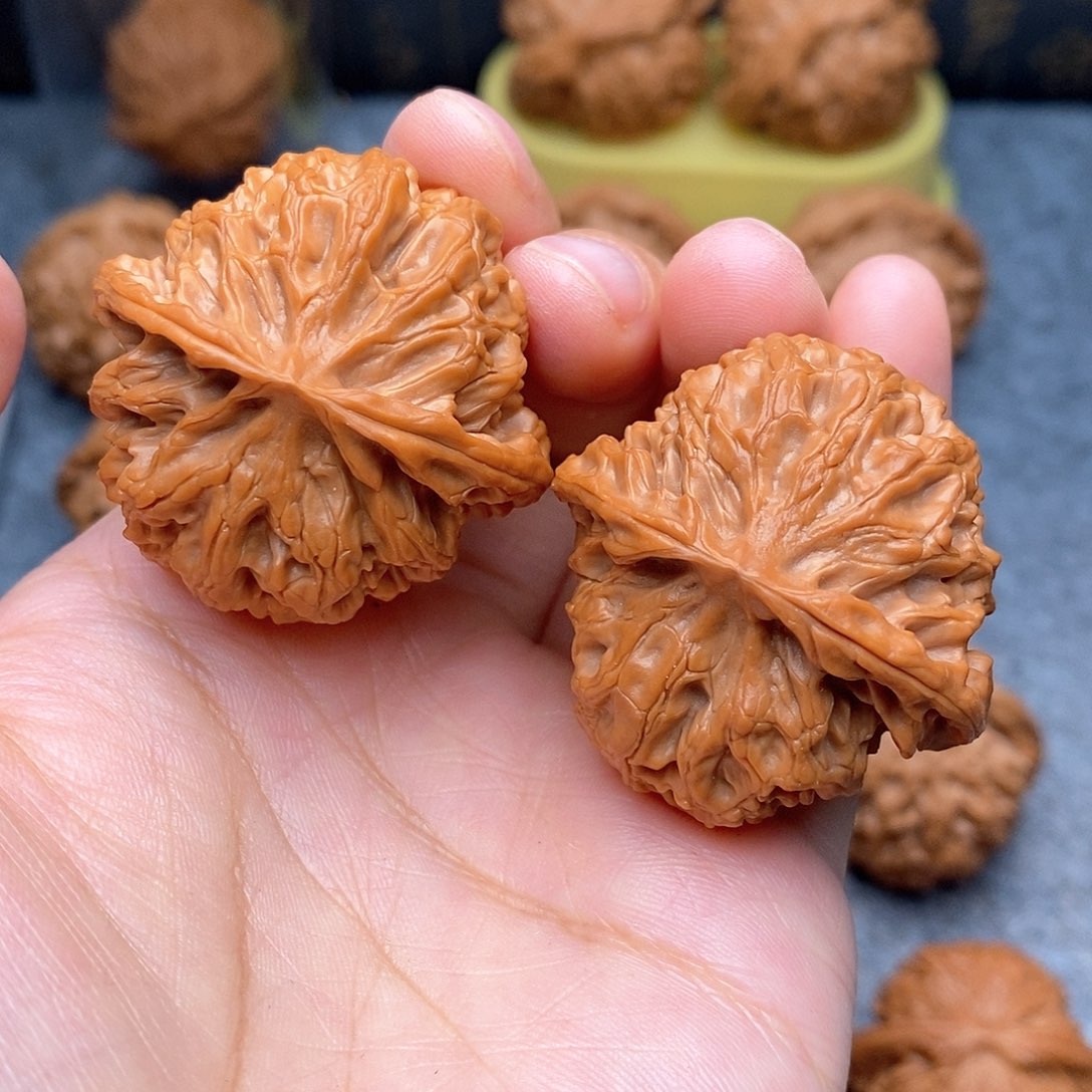 文玩核桃把件 苹果园39全品