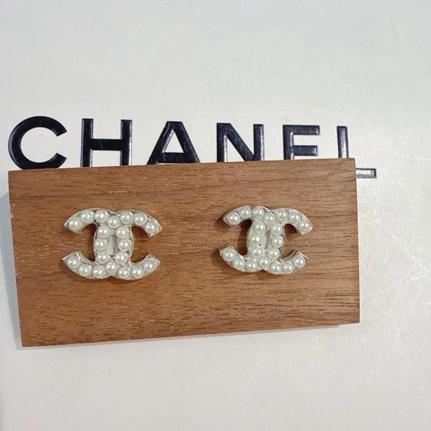 95新 Chanel/香奈儿 Chanel vintage香奈儿中古银色珍珠耳钉