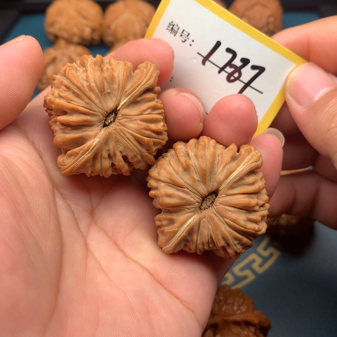 把件文玩核桃44全品四座楼1787