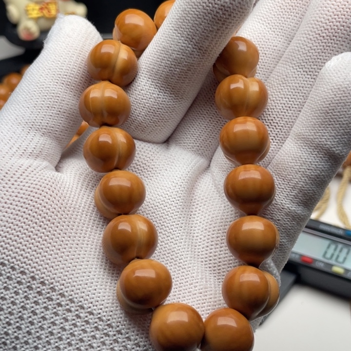 Z***D猴头核桃手串屁桃