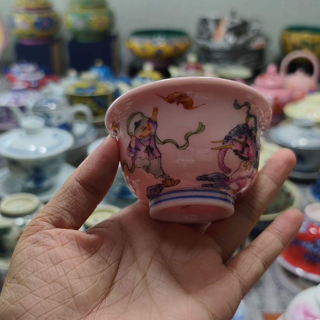 摆件瓷哈哈哈哈哈哈刚刚回归哈哈