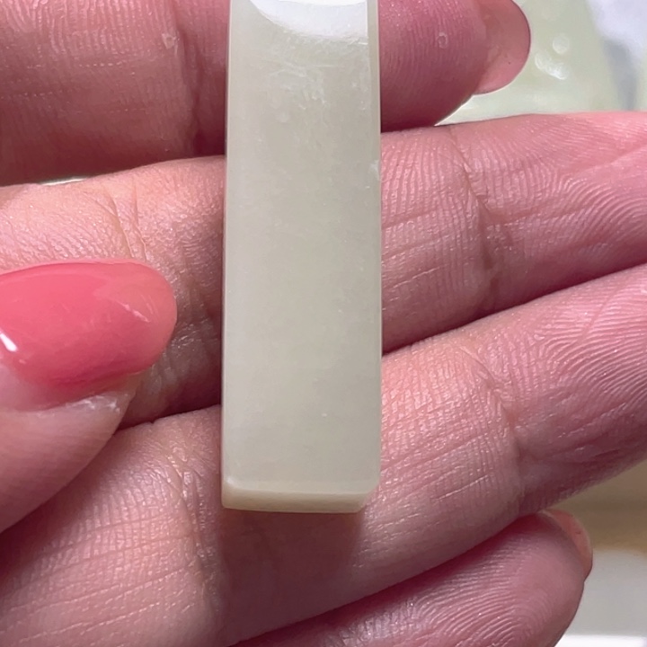 未镶嵌和田玉（糖玉）珠宝半成品