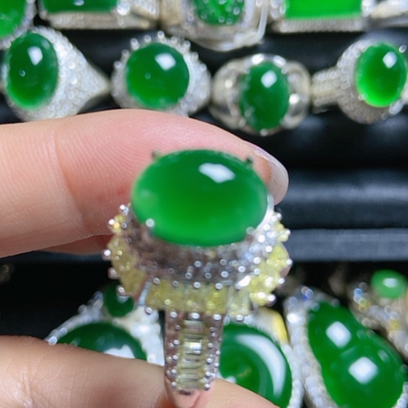 【闪购商品】翡翠颈饰未镶嵌翡翠