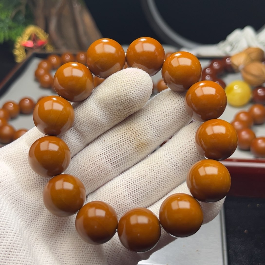 橄榄核手串昆****厂1.72+树王全品铁核 小孔 微瑕