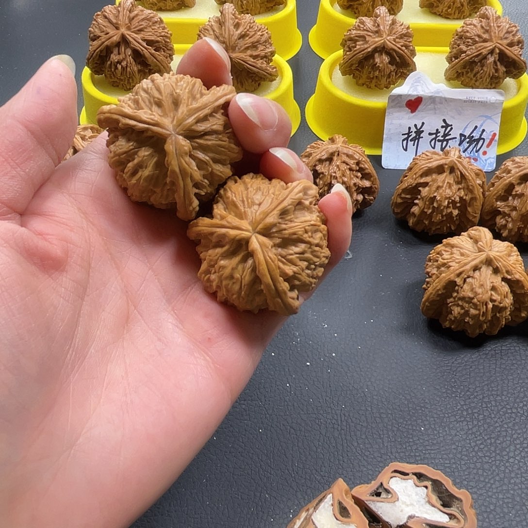 君***练吊坠文玩核桃拼接白奔