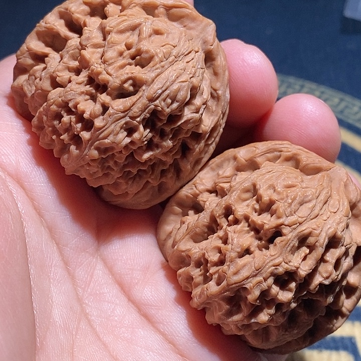 【闪购商品】文玩核桃吊坠李*欢南疆石