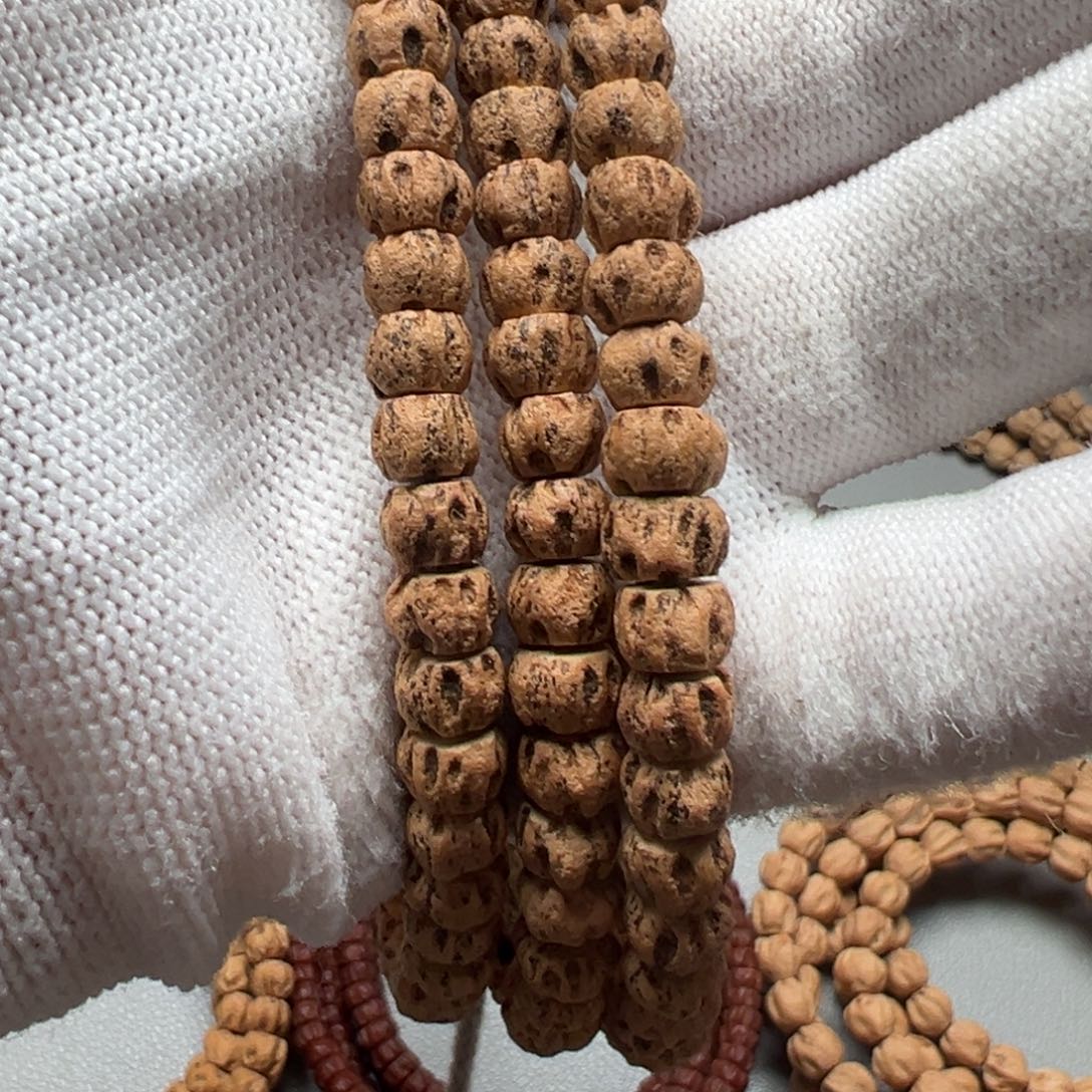 柏香籽/百香籽吊坠呀*么