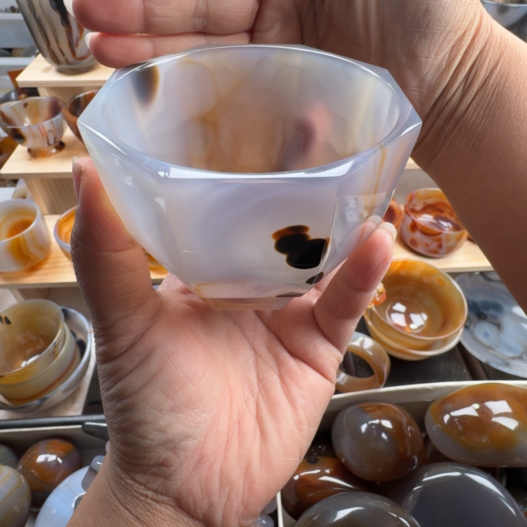 奈***何玛瑙/玉髓未镶嵌茶杯