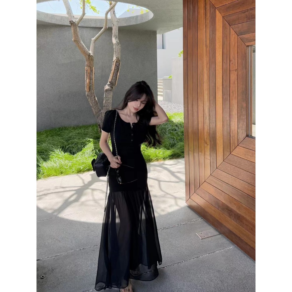 夏季新款气质收腰显瘦网纱拼接设计感短袖连衣裙女