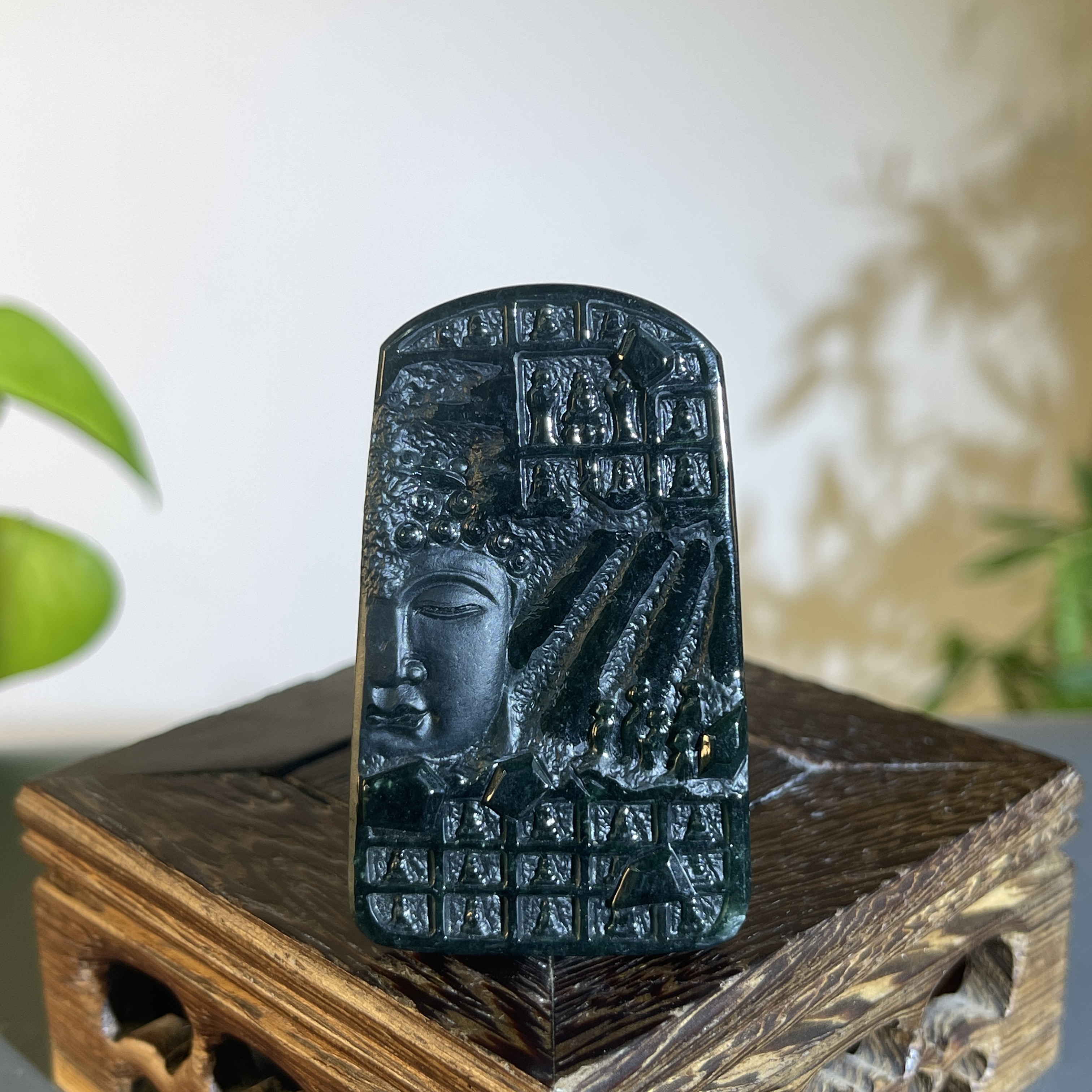 JXW17-169 黑色天然翡翠A货 黑-悟道拜佛