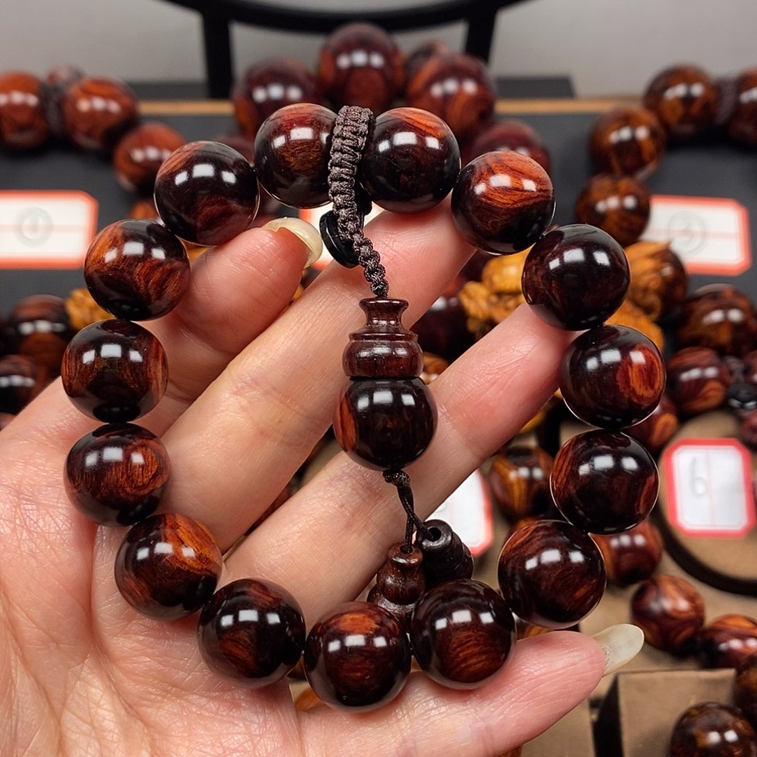 【闪购商品】花梨木类北****年1.5对眼鬼脸