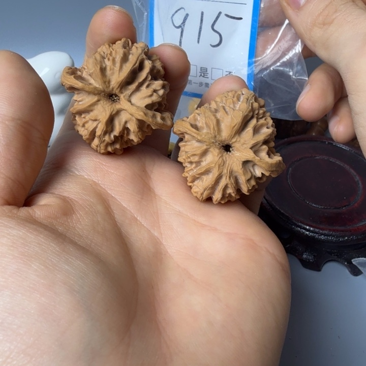 文玩核桃吊坠苹果园38