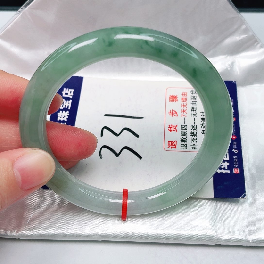 未镶嵌手镯翡翠55