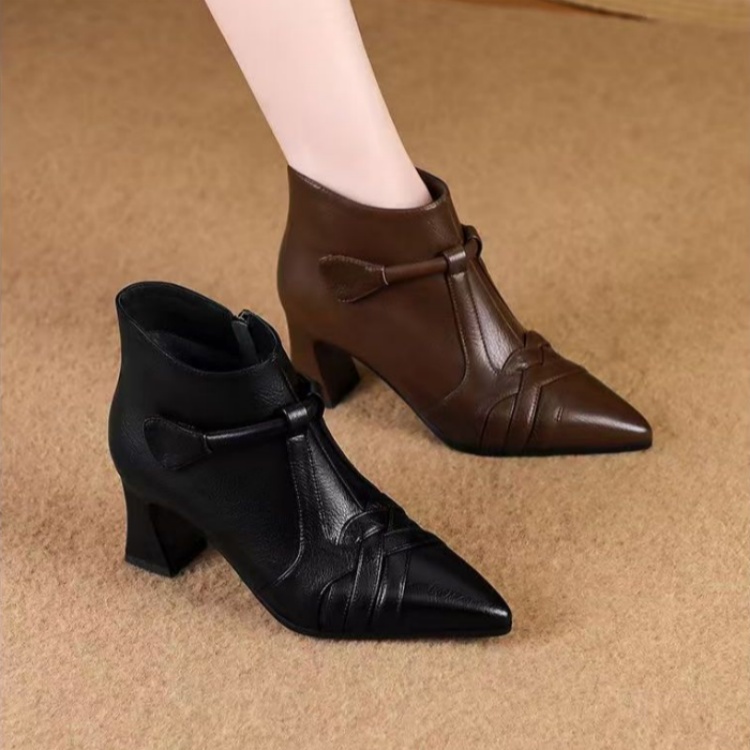 【源头厂家】粗跟尖头2025新款女靴中跟短靴加绒保暖气质时尚马丁靴