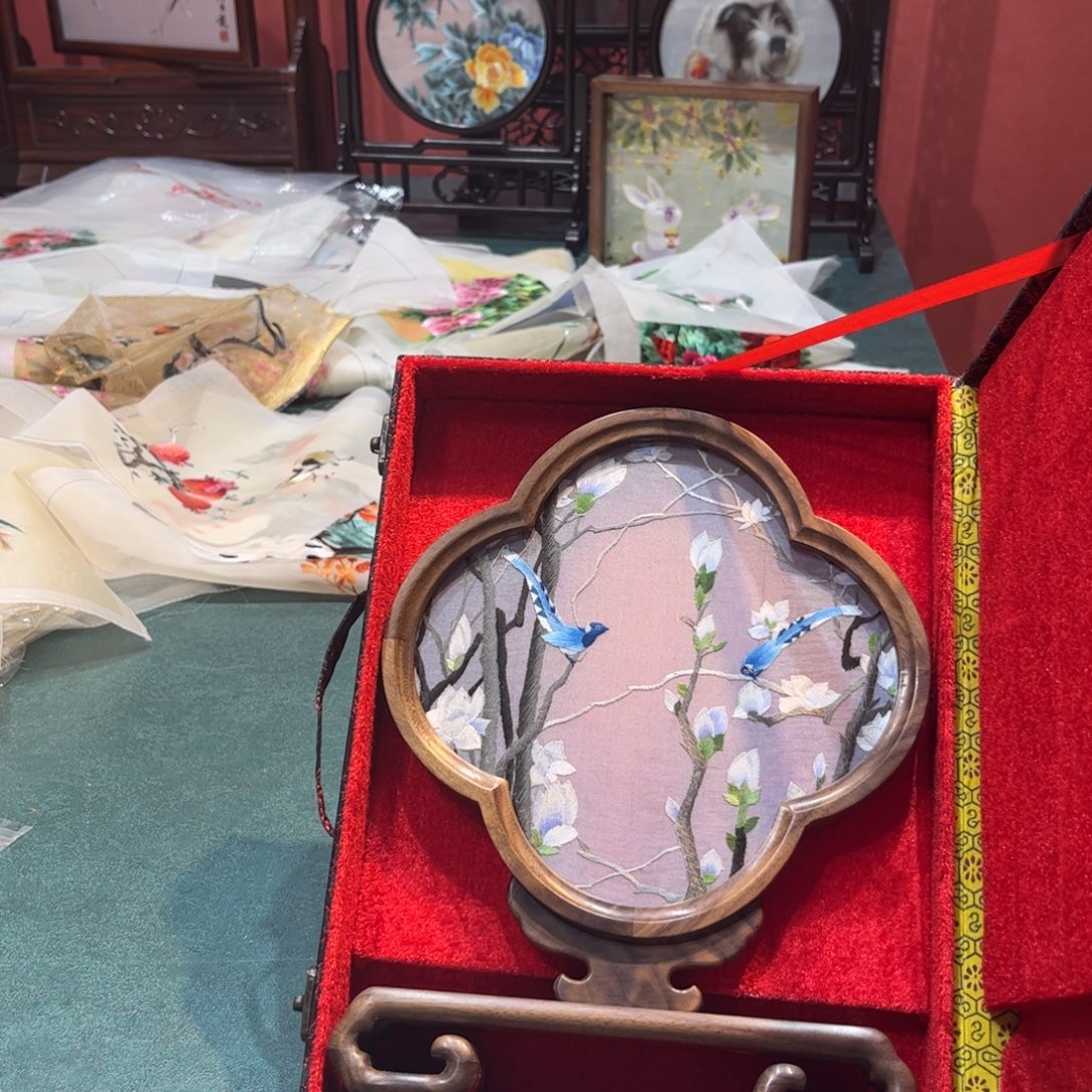 总***理织绣纯手工制作方法将材料