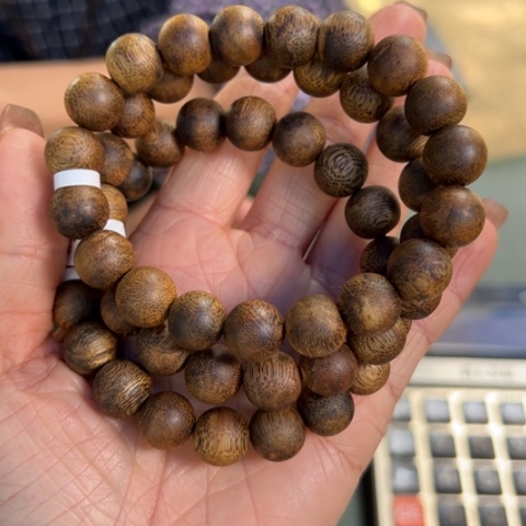 沉香手串白棋9克卡1.1多样性发1条