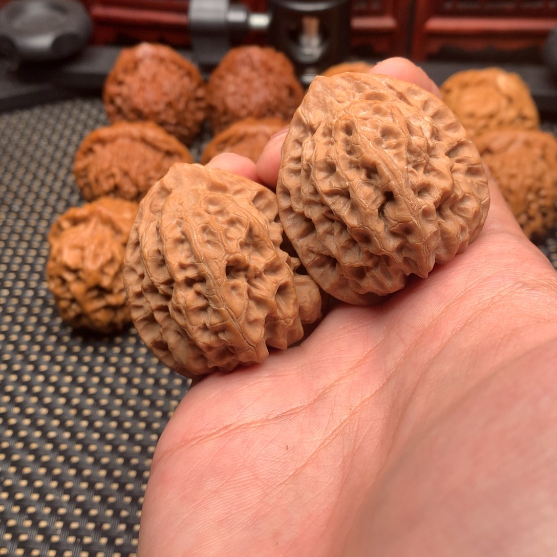 文玩核桃吊坠佛肚40