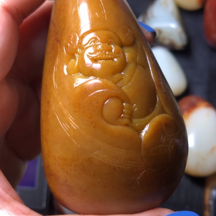 默***龙和田玉未镶嵌珠宝奇石