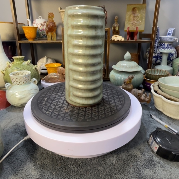 吴***满宋老师推荐陶瓷一件