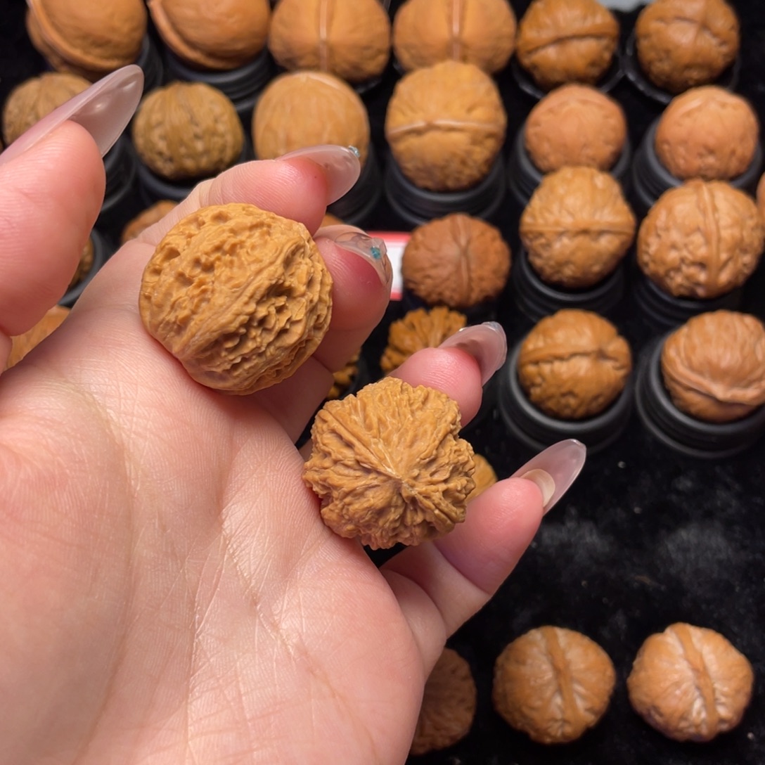 文玩核桃吊坠13号满天星