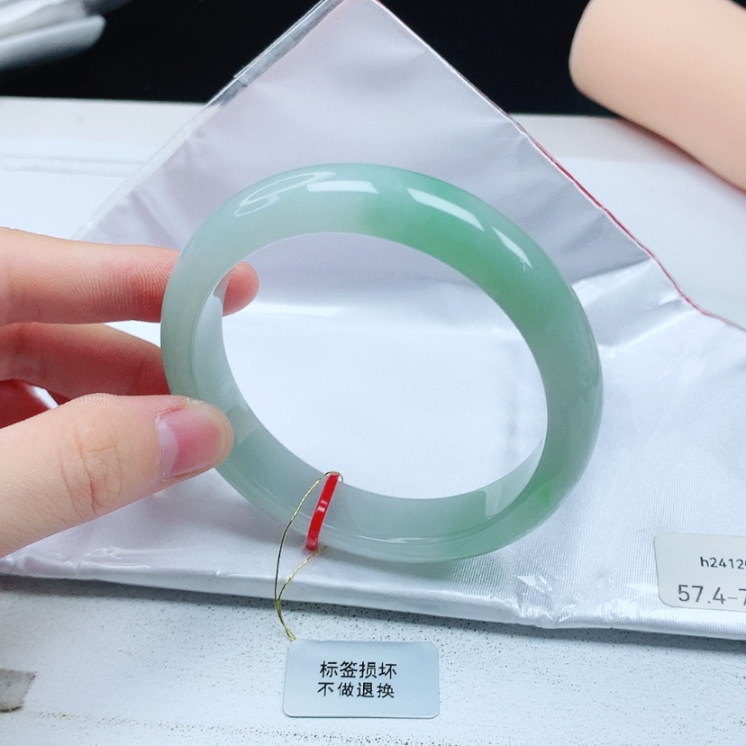 【闪购商品】翡翠手镯未镶嵌缅甸天然a货手镯57+