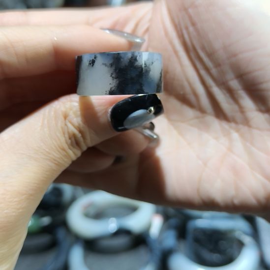 和田玉戒指未镶嵌