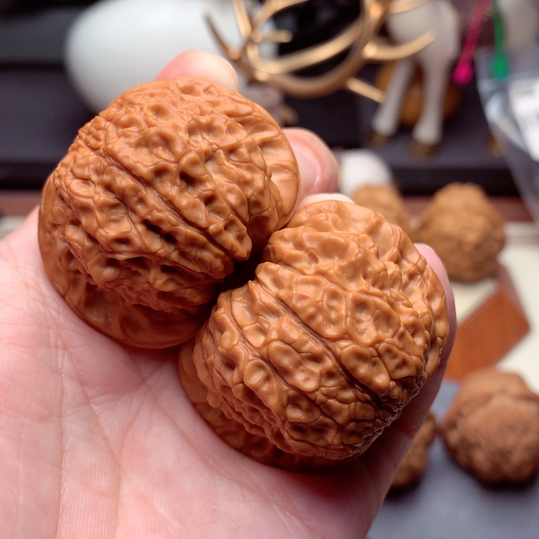 文玩核桃吊坠大*血麒麟全品  1号