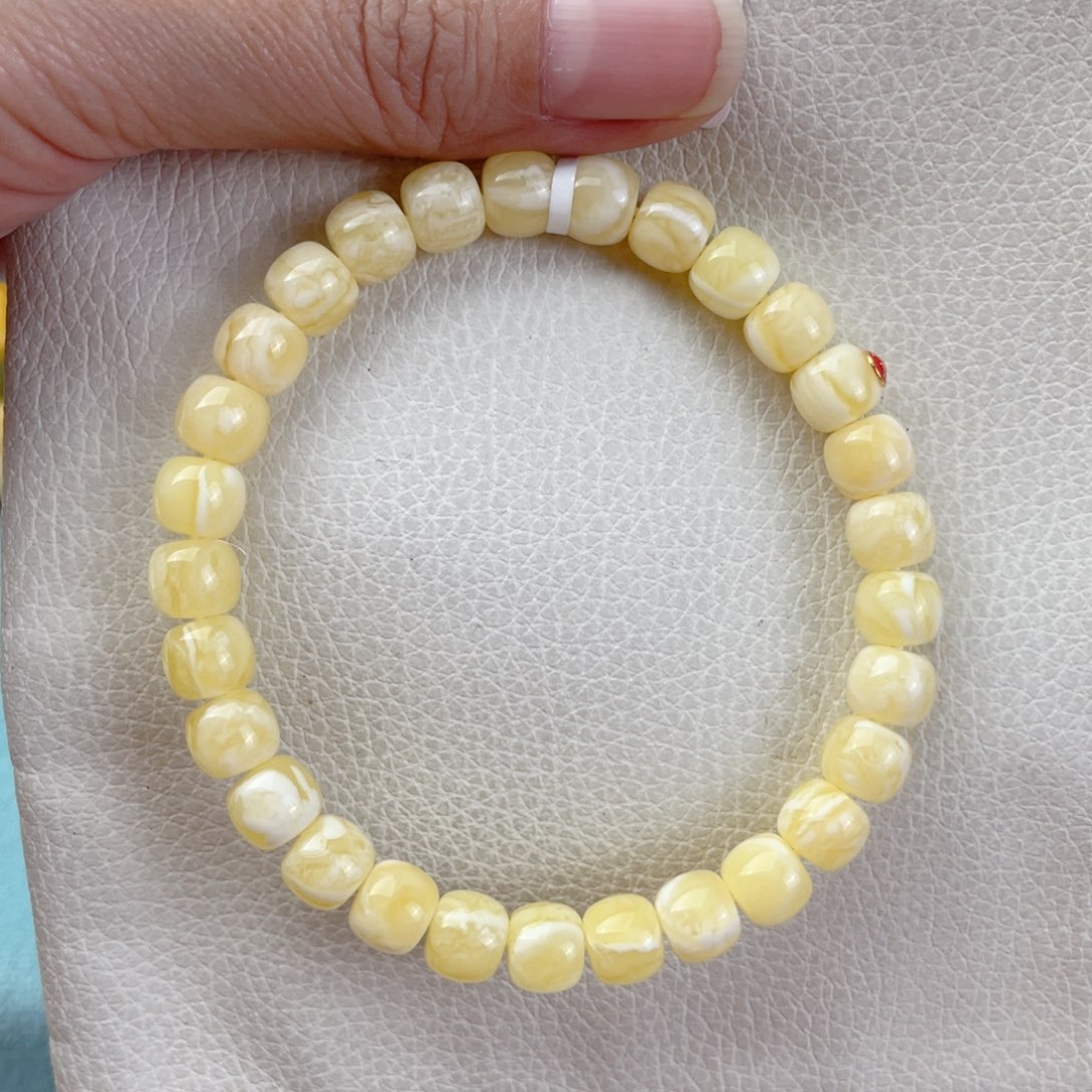 蜜蜡裸石未镶嵌蜜蜡244