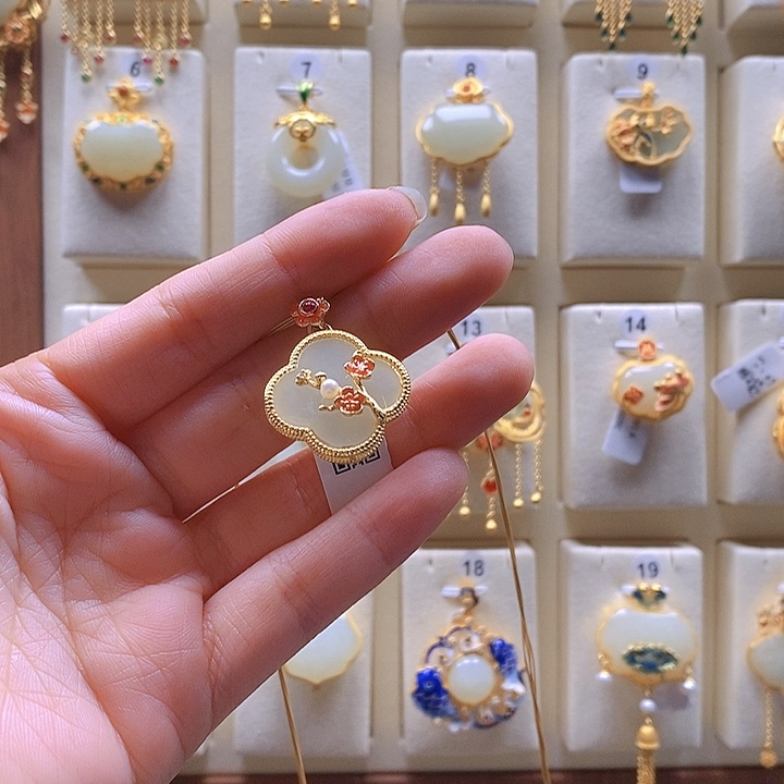 和田玉颈饰银S925镶嵌