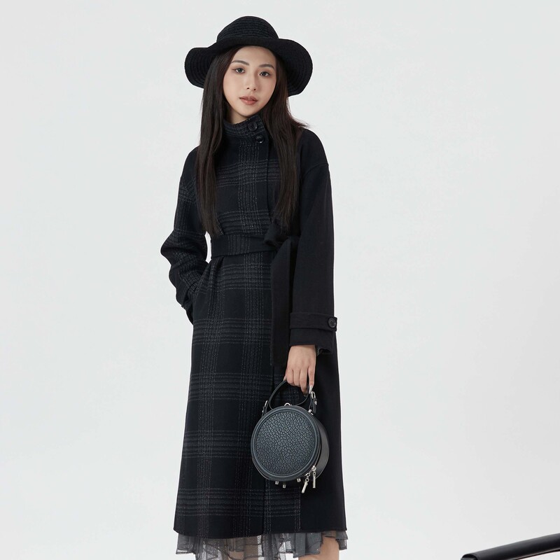 sdeer圣迪奥女装时尚气质立领格纹收腰双面呢长款大衣S23482534