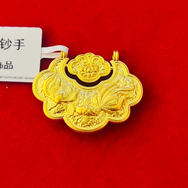 【莹莹专享】足金999投资金 莲花锁包 GP 2.27