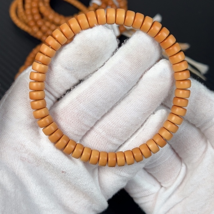 橄榄核把件张*生橄榄核壁药片单圈