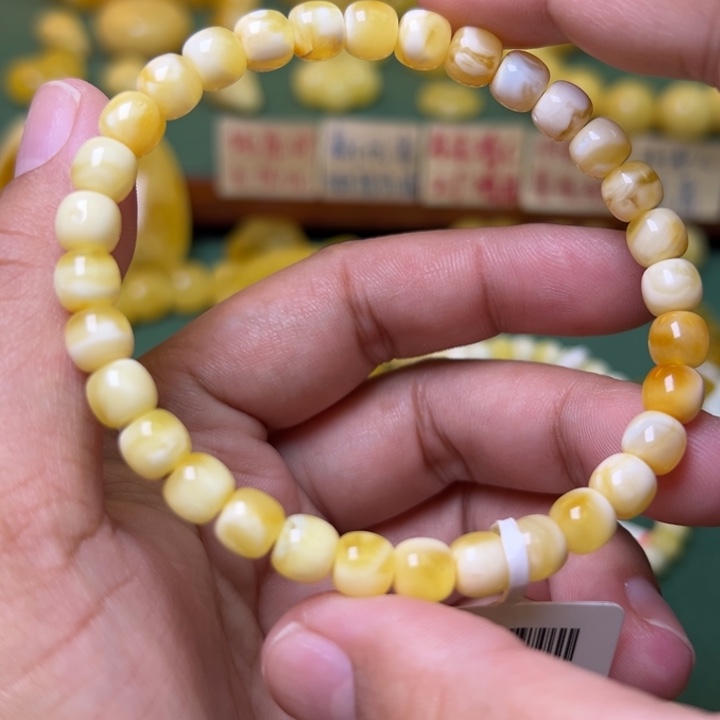 蜜蜡未镶嵌珠宝奇石