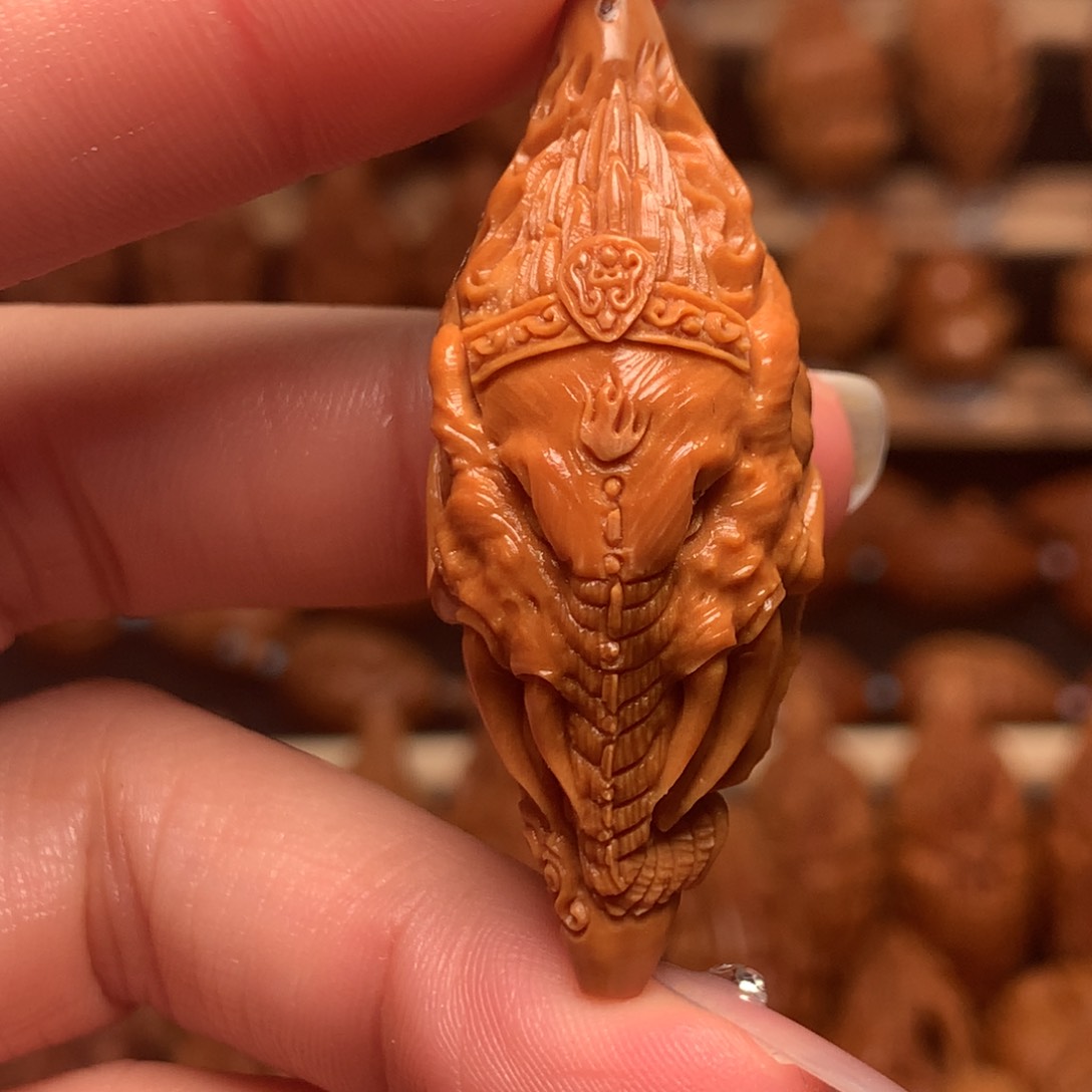 把件橄榄核书象神一念