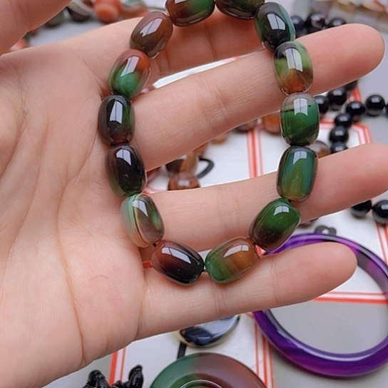 【闪购商品】玛瑙/玉髓未镶嵌珠宝半成品?****?