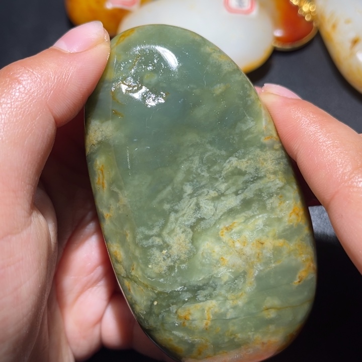 和田玉未镶嵌珠宝奇石