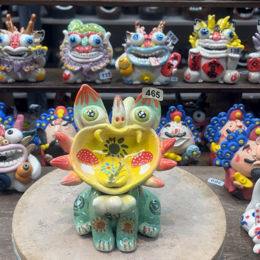 陶瓷纯手工抽象陶瓷摆件465