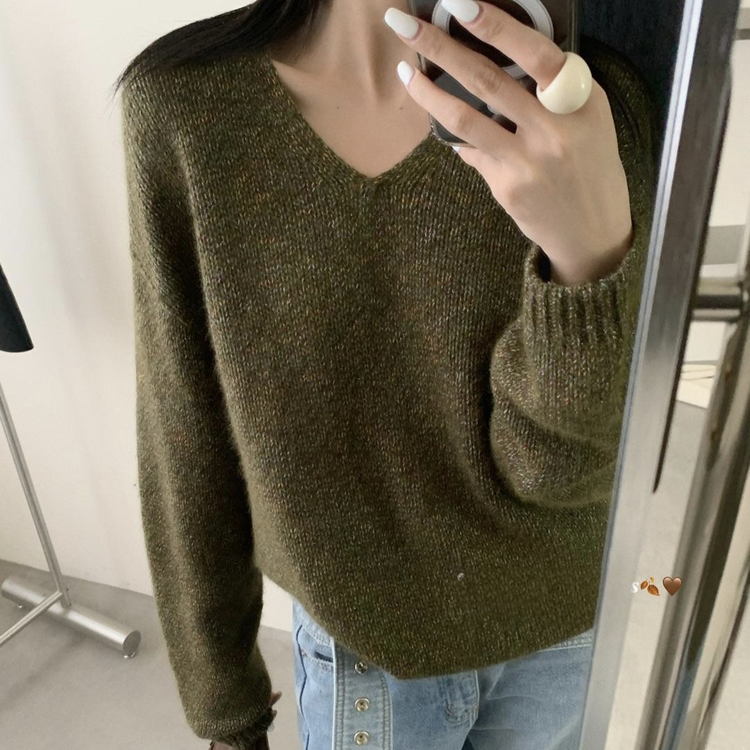 8713花纱V领套头秋冬慵懒风毛针织衫上衣女装