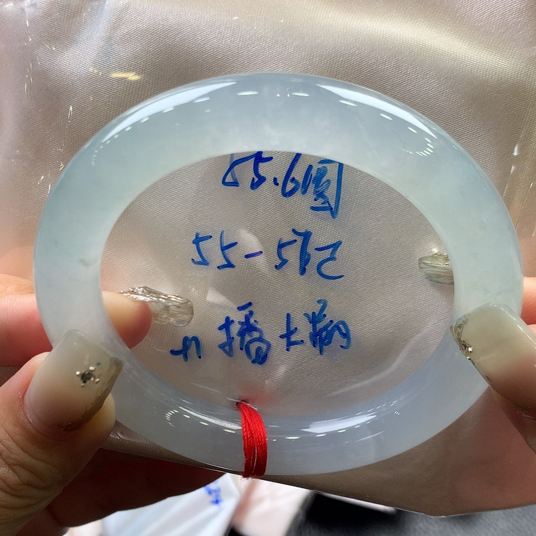 未镶嵌手镯翡翠55.6圆条
