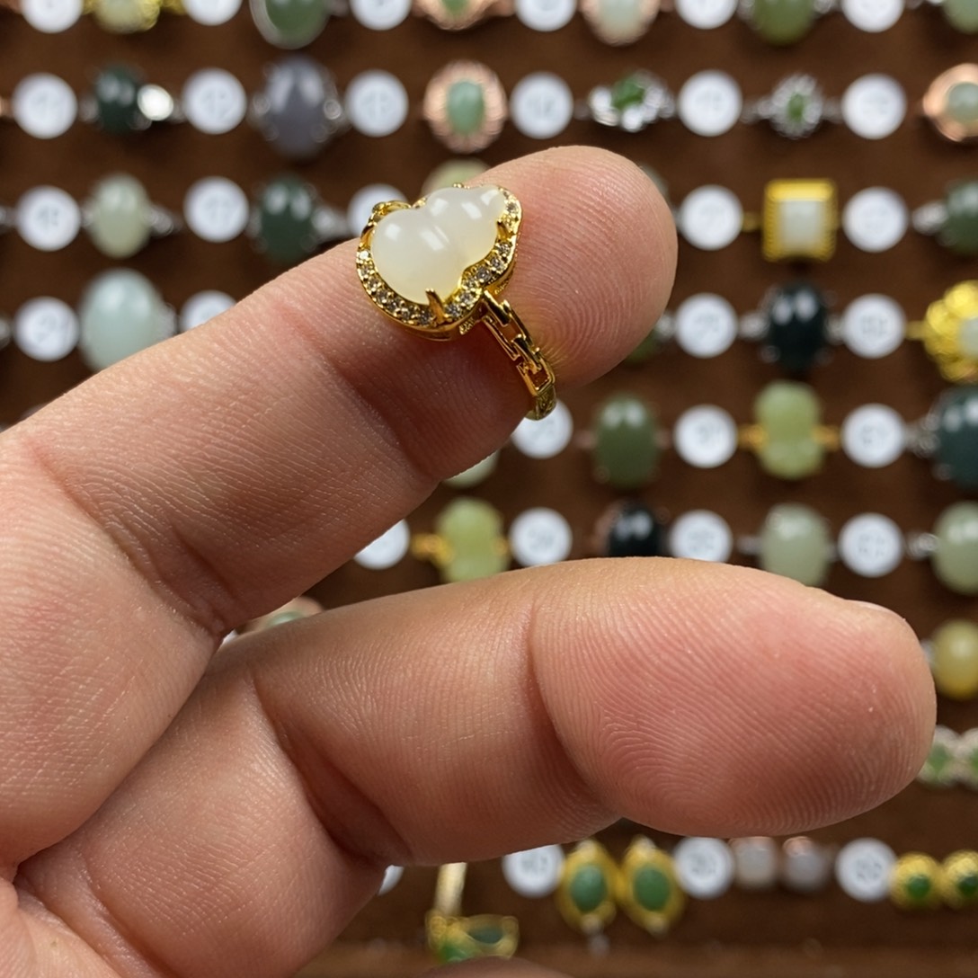 和田玉（白玉）戒指合金