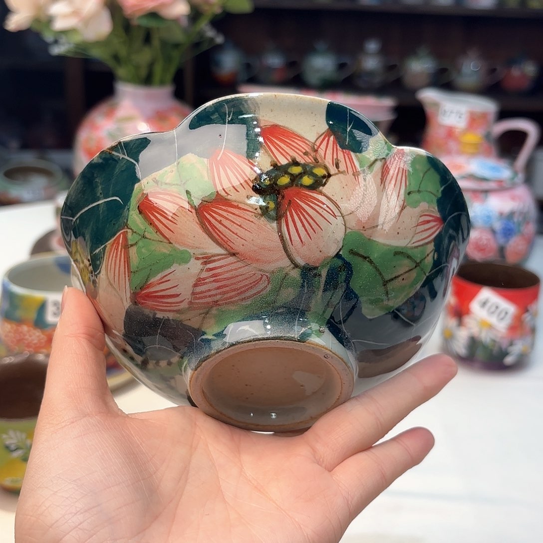 瓷片兔兔的小可爱太