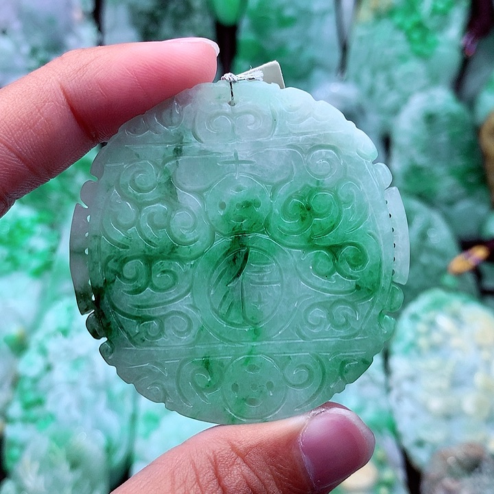 翡翠吊坠(不含链)未镶嵌