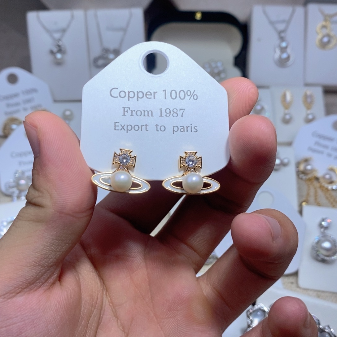 未镶嵌淡水珍珠耳饰